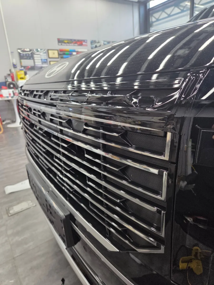 Hyundai Palisadeのカーラッピング事例|費用目安・仕上がり 施工写真 1-2