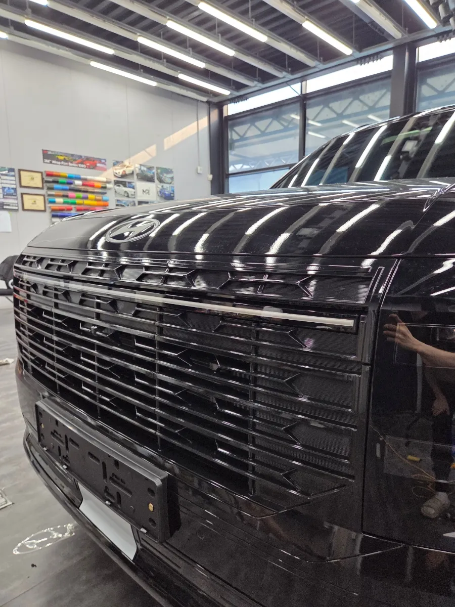 Hyundai Palisadeのカーラッピング事例|費用目安・仕上がり 施工写真 3-2