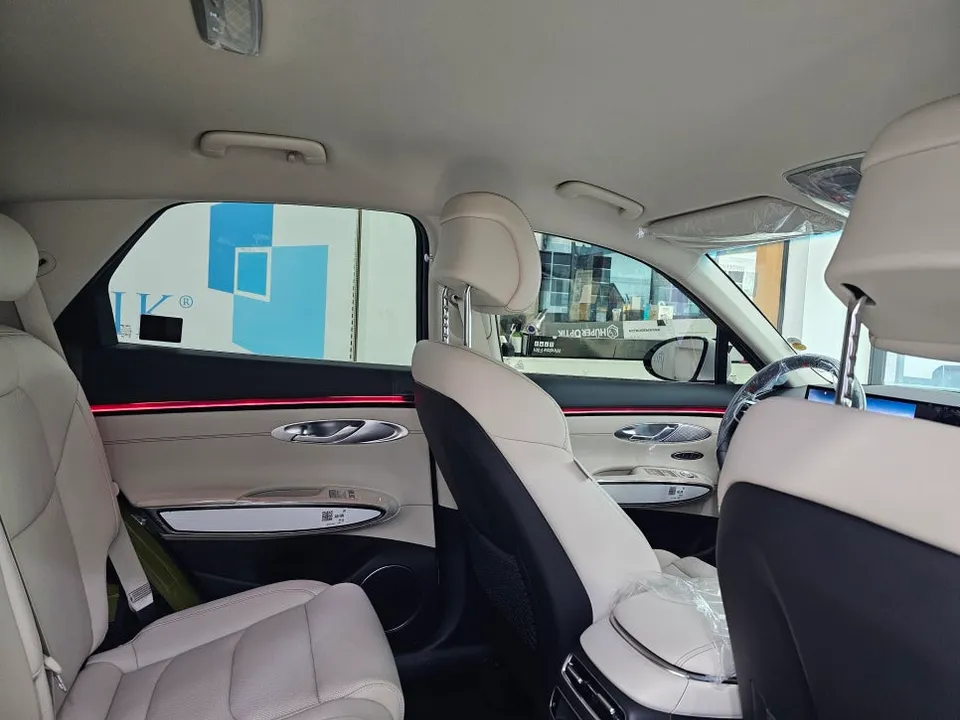 Hyundai Azera PPF施工事例｜費用目安と仕上がり 施工写真 1-3