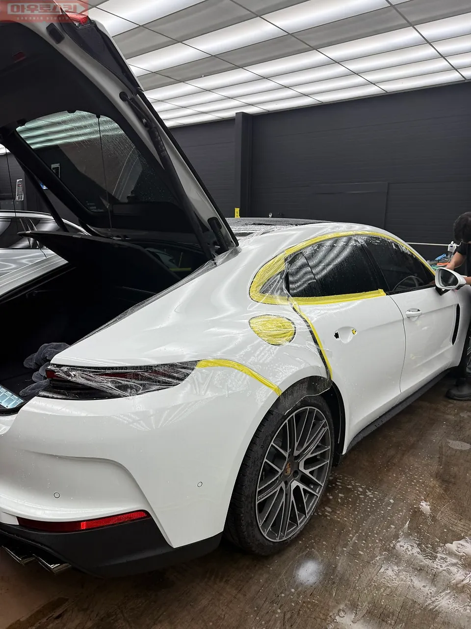 Porsche Panamera PPF施工事例|費用目安・仕上がり 施工写真 3-1