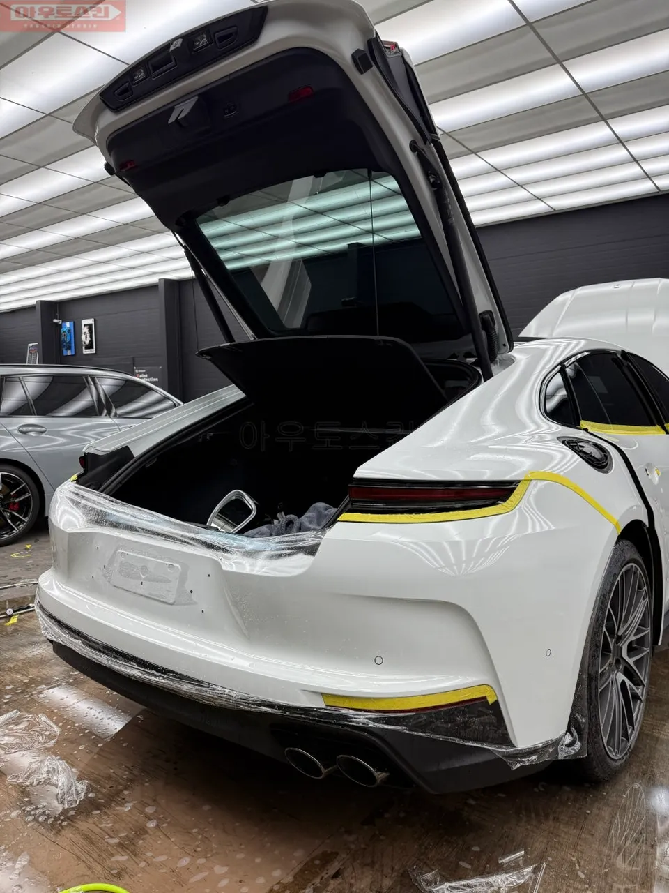 Porsche Panamera PPF施工事例|費用目安・仕上がり 施工写真 2-2