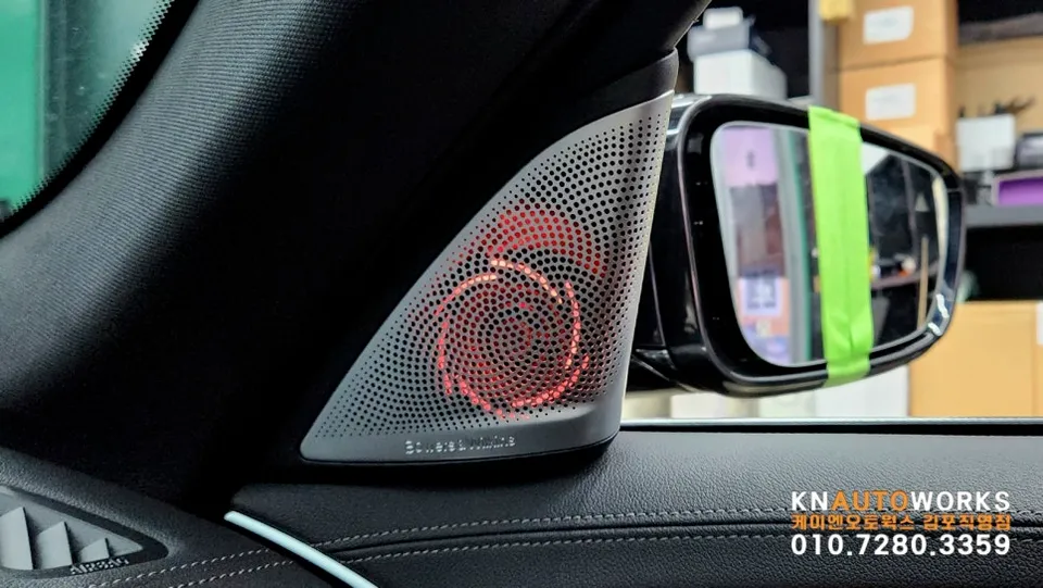 BMW 5 Series ambient lighting - BMW 5 Series Ambient Lighting Review — Cost & Upgrade photo 4