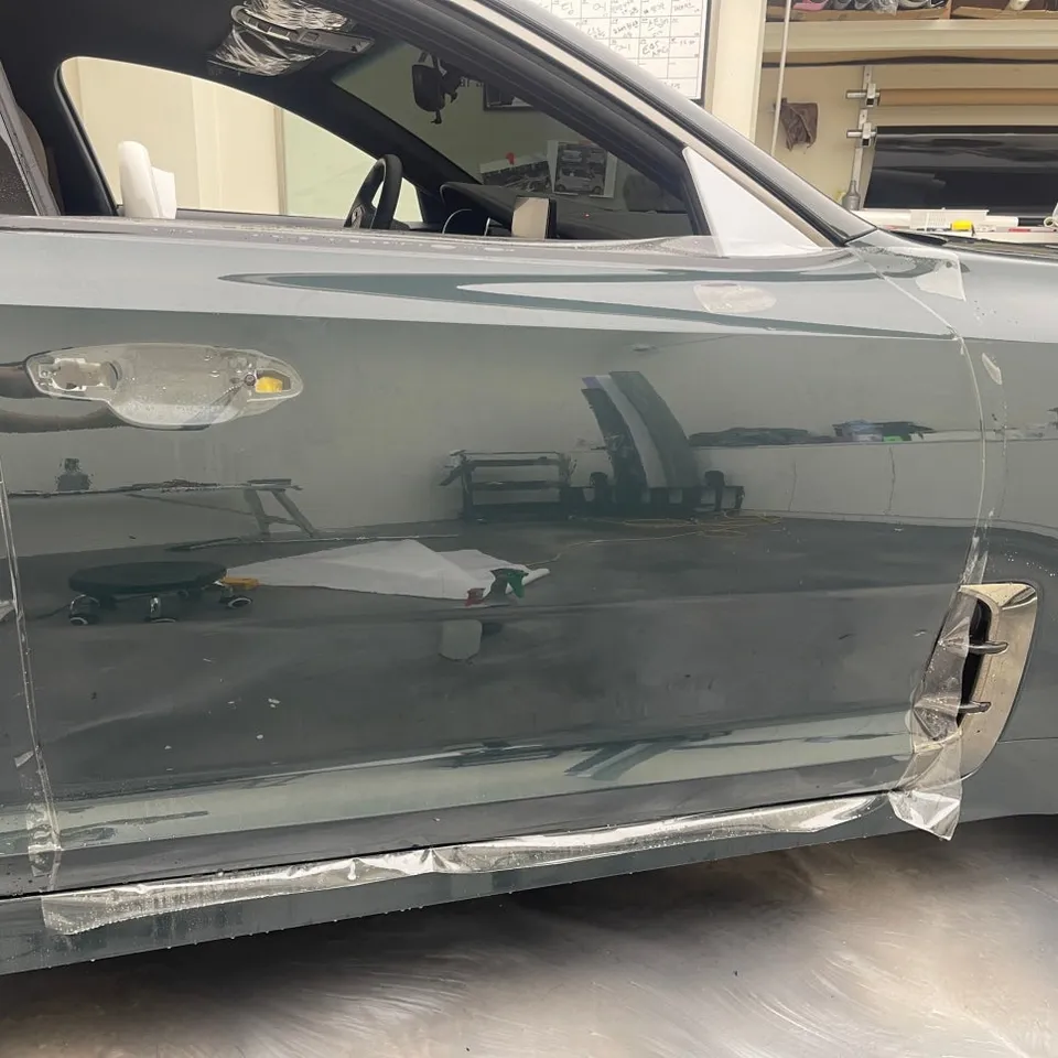 Kia Stinger PPF施工事例｜費用目安と仕上がり 施工写真 1-3