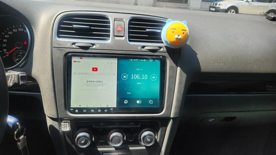 Volkswagen Golf 6th GenのAndroid Auto・CarPlay取付事例 施工写真 1-2