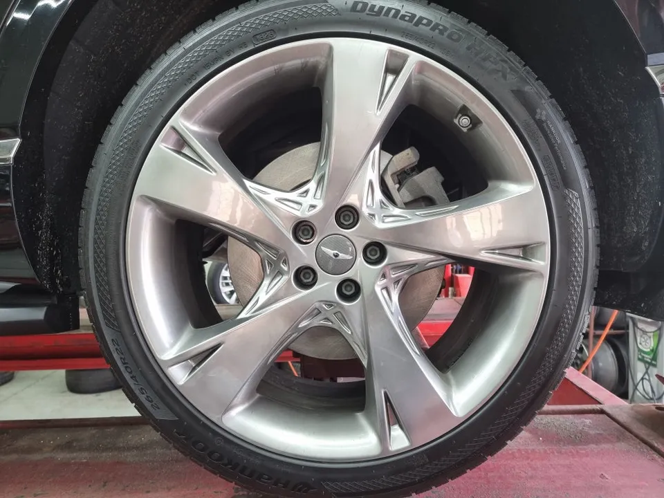 Genesis GV80 wheel repair - Genesis GV80 Wheel Repair & Painting Review photo 4