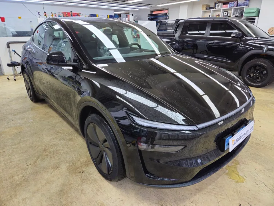 Tesla Model Y window tinting - Tesla Model Y Window Tinting Review: Optimum Tint XT photo 3