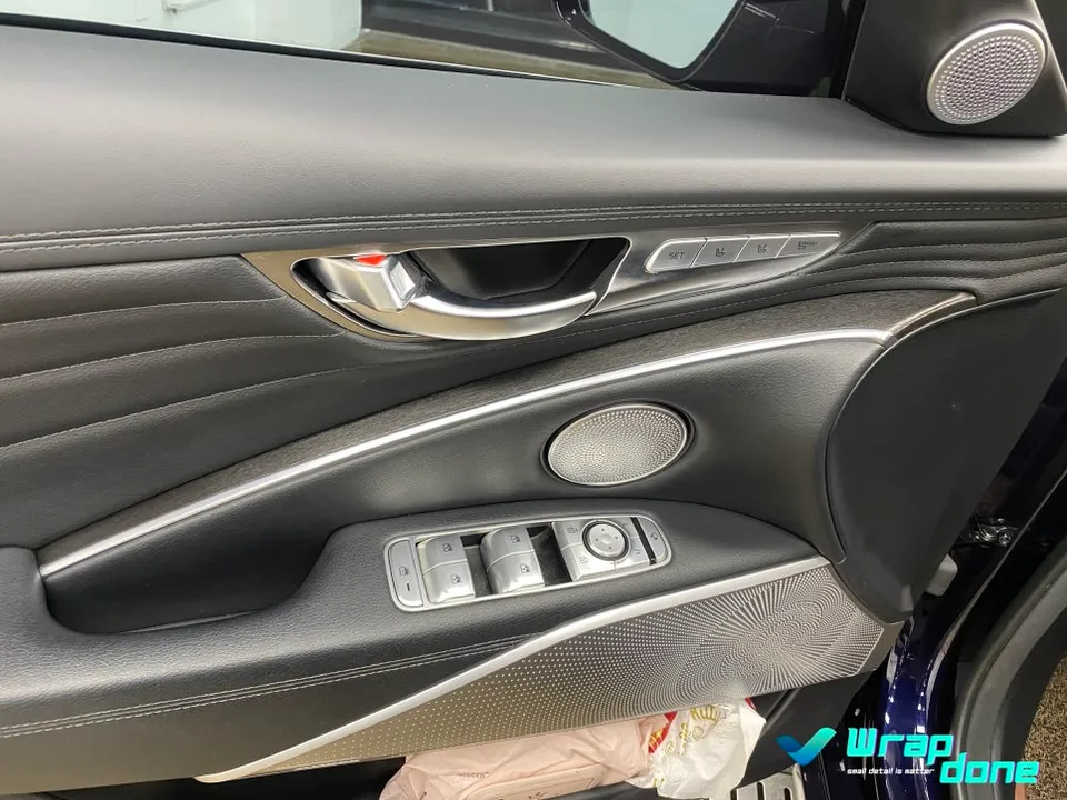Kia K900のカーラッピング事例|内装カスタム 施工写真 3-3