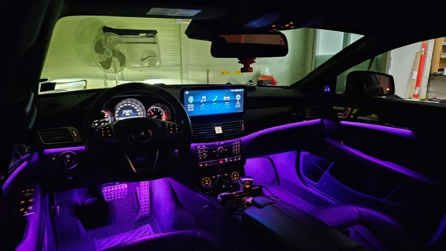 Mercedes-Benz CLS W218 ambient lighting - Mercedes-Benz CLS W218 Ambient Lighting Review: RGB Upgrade photo 5