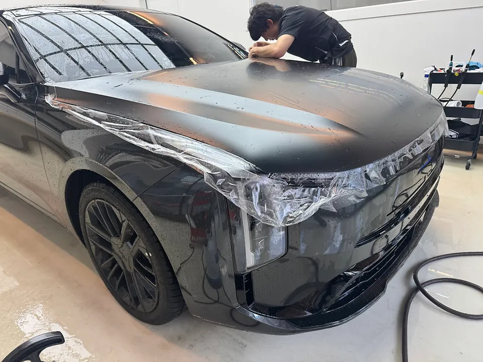 Kia K8の無光PPF施工事例|高級感と保護効果 施工写真 2-3