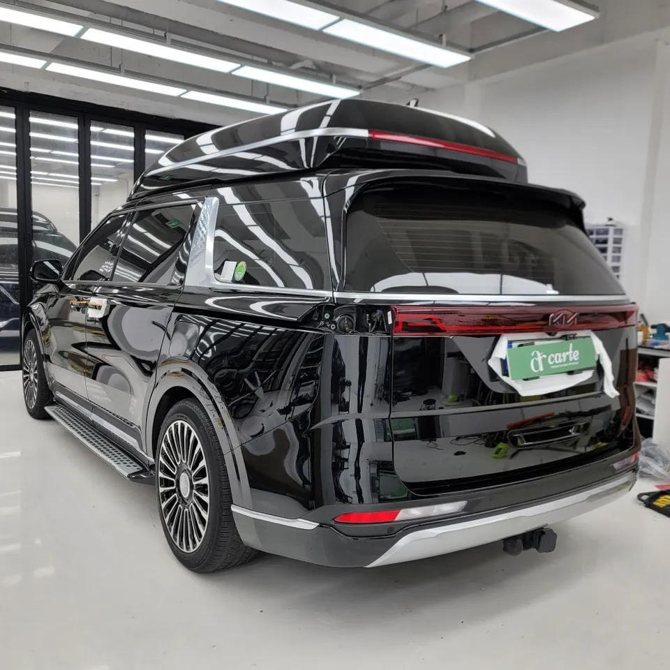 Kia Carnival KA4のカーラッピング事例|費用目安・仕上がり 施工写真 1-1