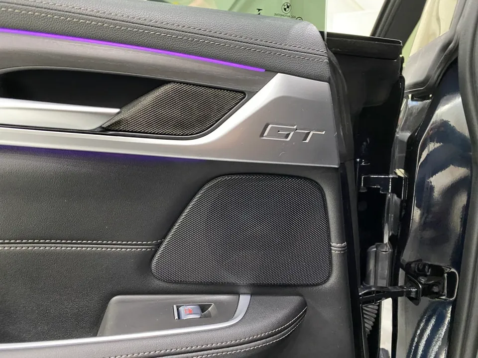 BMW GT ambient lighting - BMW GT Ambient Lighting Upgrade Review photo 4