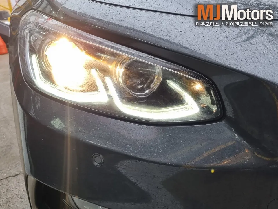 Hyundai Grandeur IG lighting upgrade - Hyundai Grandeur IG LED Headlight Upgrade Review photo 3