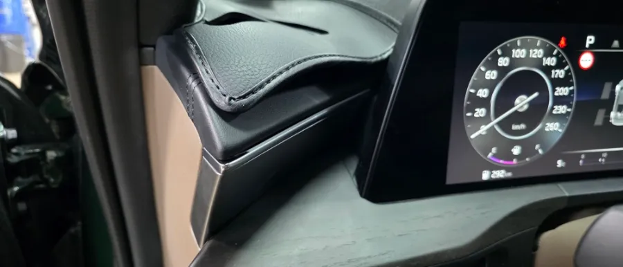 Kia K8 ambient lighting installation result