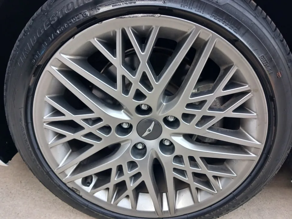 BMW 3 Series wheel repair - BMW 3 Series Wheel Repair & Refinishing Review — Professional Restoration photo 6