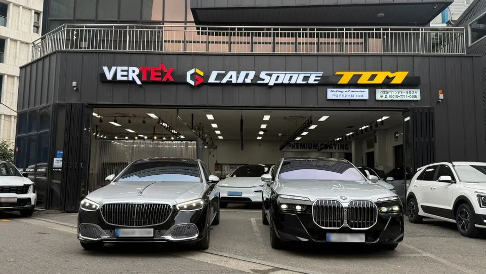 BMW 7 Seriesのカーラッピング事例 施工写真 3-2