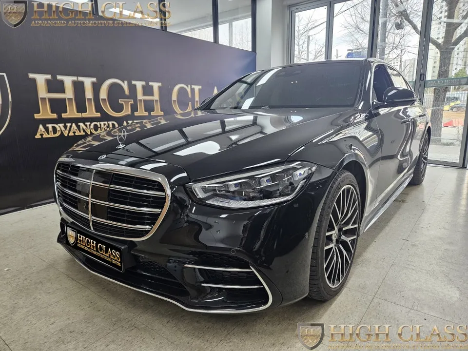 Mercedes-Benz S-Class car audio installation result