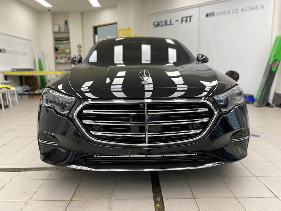 メルセデス・ベンツ Eクラス W213 PPF施工事例 施工写真 3-1