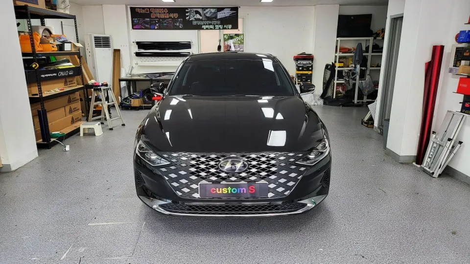 Hyundai Grandeur IG ambient lighting installation result