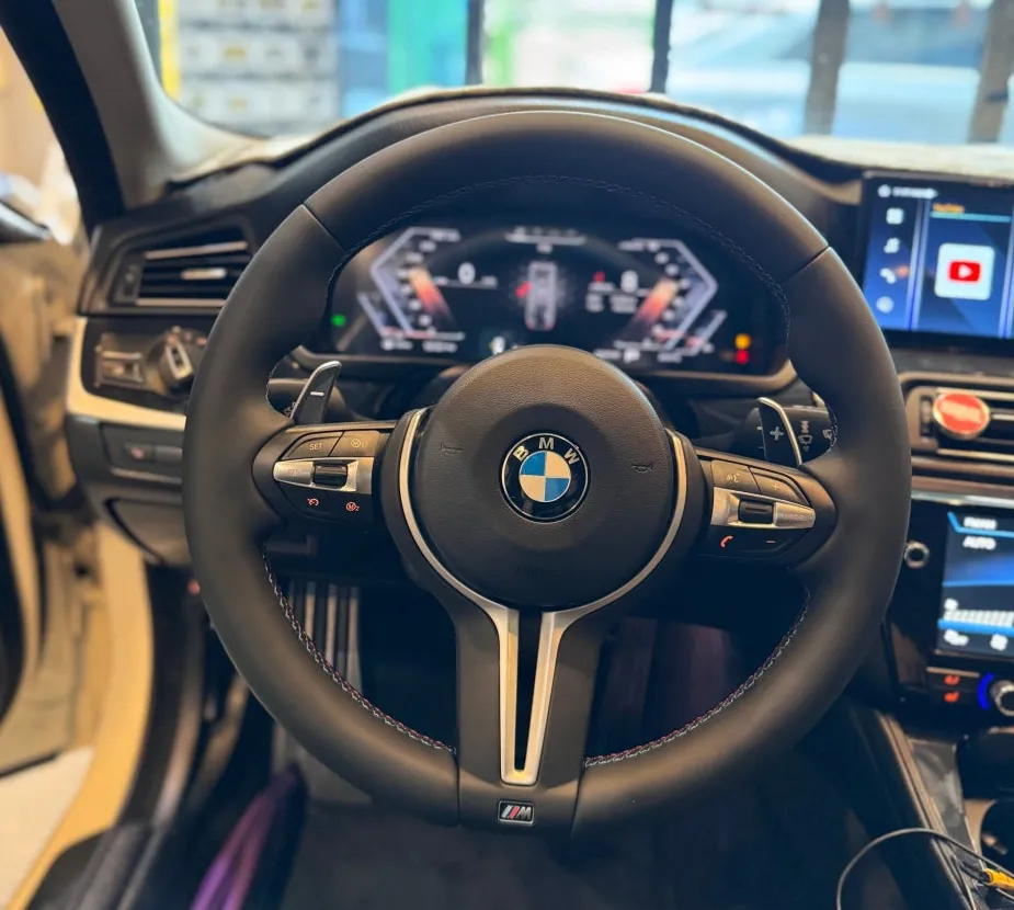 BMW 5 Series F10 steering wheel - BMW F10 Steering Wheel Customization Review photo 4