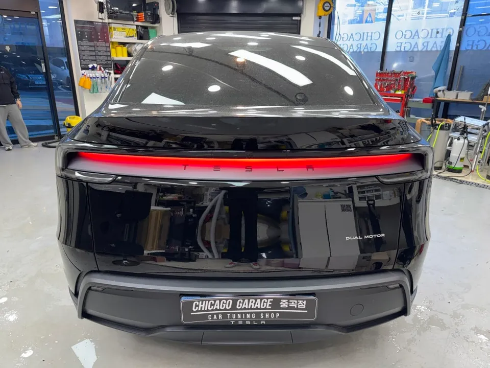 Tesla Model Y PPF施工事例｜費用目安と仕上がり 施工写真 3