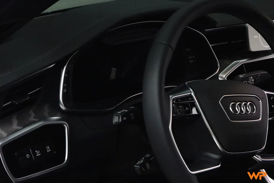 Audi A7 PPF施工事例|ヘッドライト・実費用目安 施工写真 2-2
