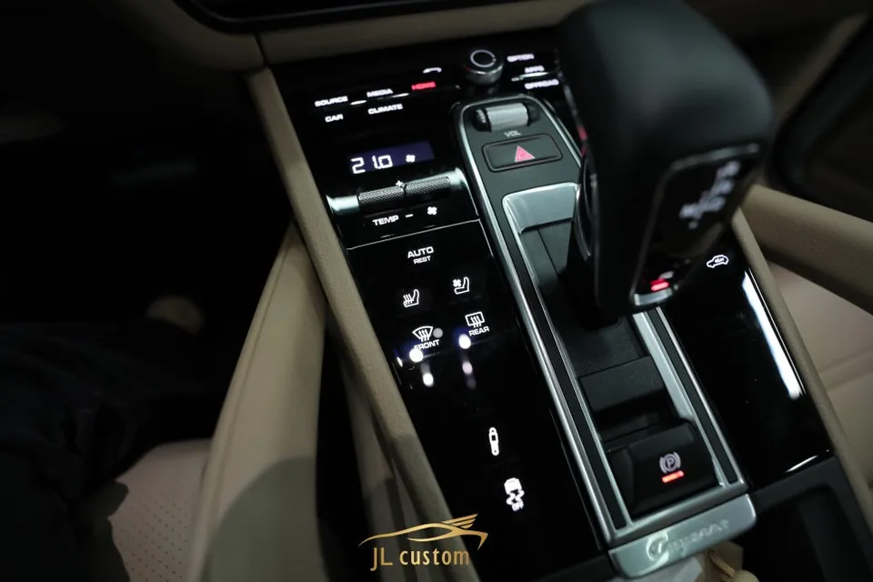 Porsche Cayenne E3 Seat Climate Upgrade Review photo 3