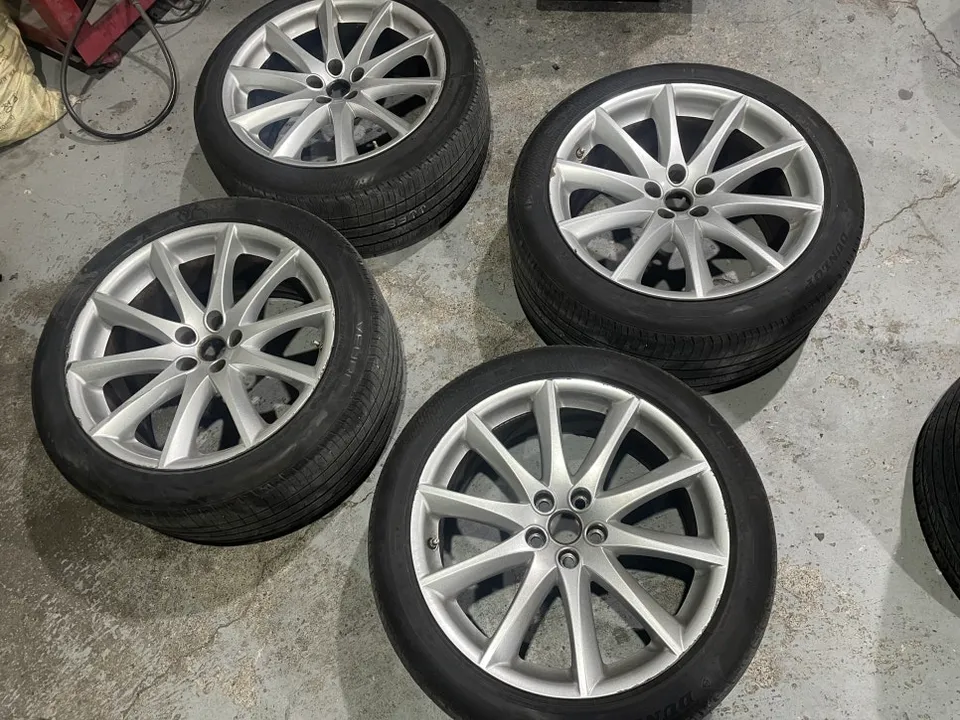 Jaguar XJL Wheel Repair & Painting Review — Cost & Results photo 3