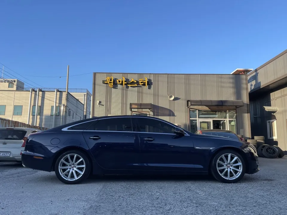 Jaguar XJL Wheel Repair & Painting Review — Cost & Results After