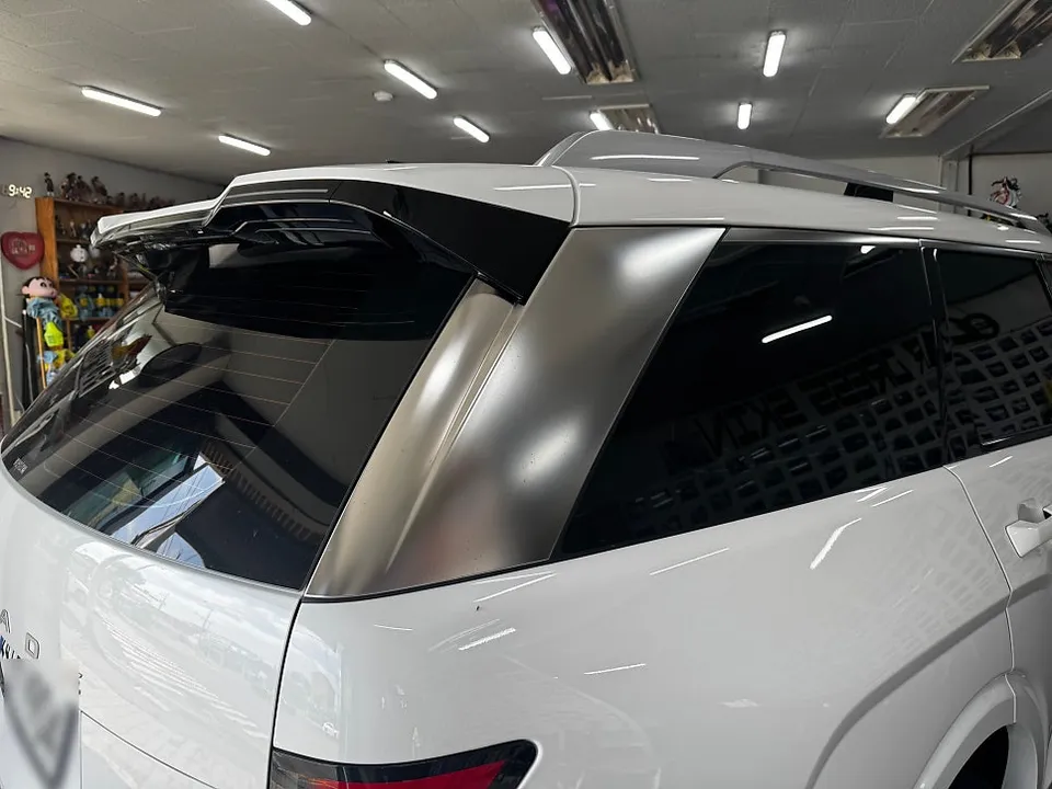 Hyundai Palisade LX3のカーラッピング事例|費用目安・仕上がり 施工写真 2-3