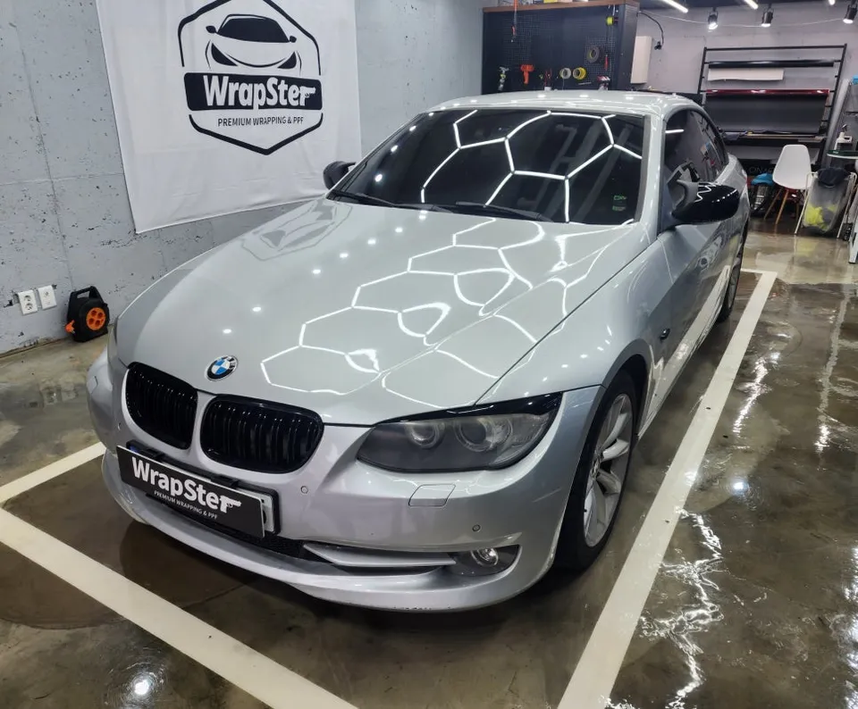 BMW 3 Series vinyl wrap - BMW 3 Series Vinyl Wrap Review: Satin Black Transformation photo 4