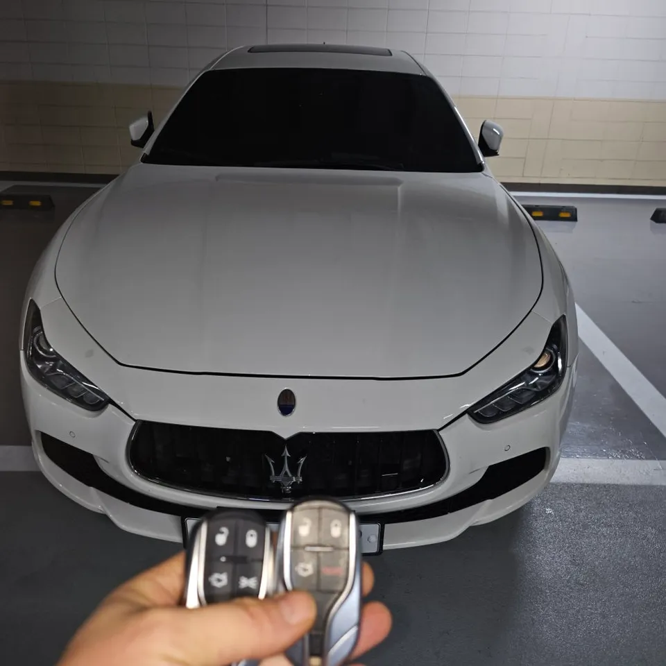 Maserati Ghibli oem options installation result