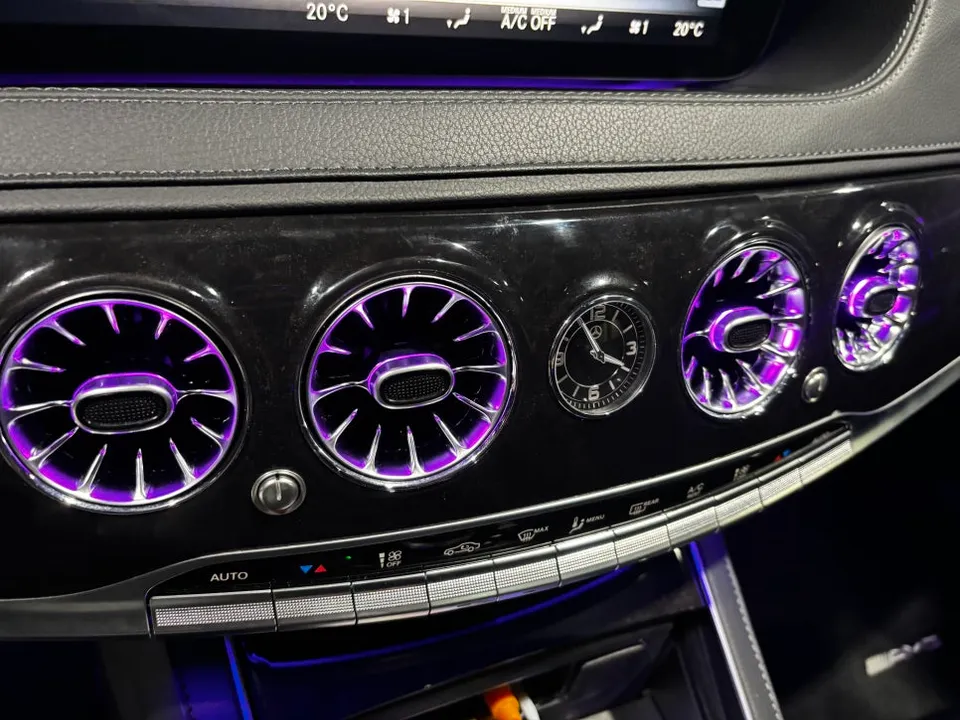 Mercedes-Benz S-Class W222のカーオーディオ施工事例 施工写真 4-2
