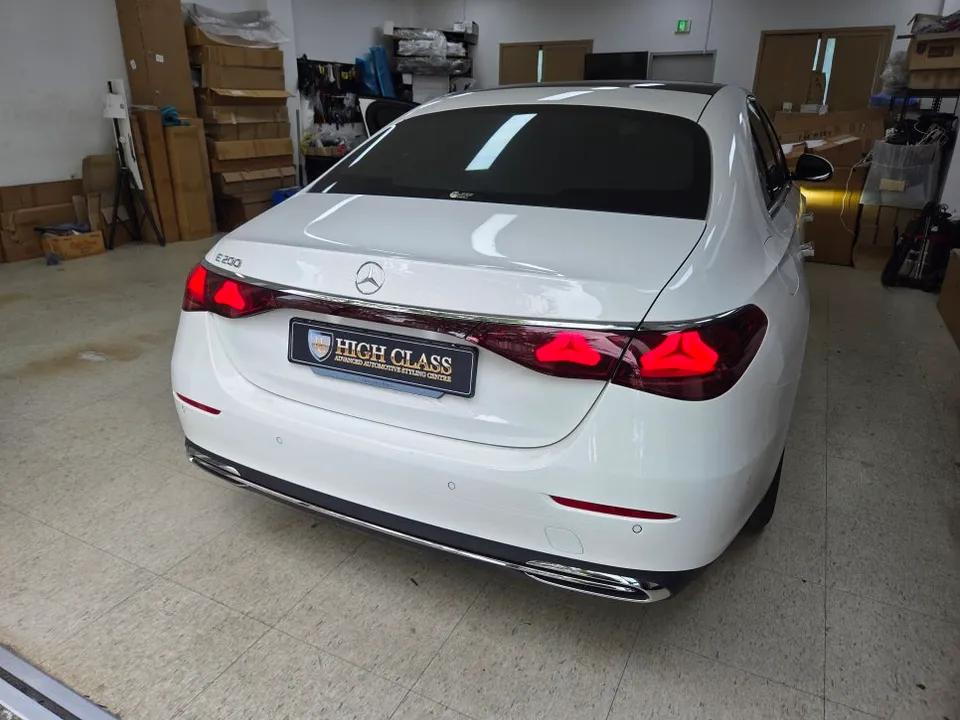 Mercedes-Benz E-Class W214 oem options - Mercedes-Benz E-Class W214 OEM Options Review photo 3