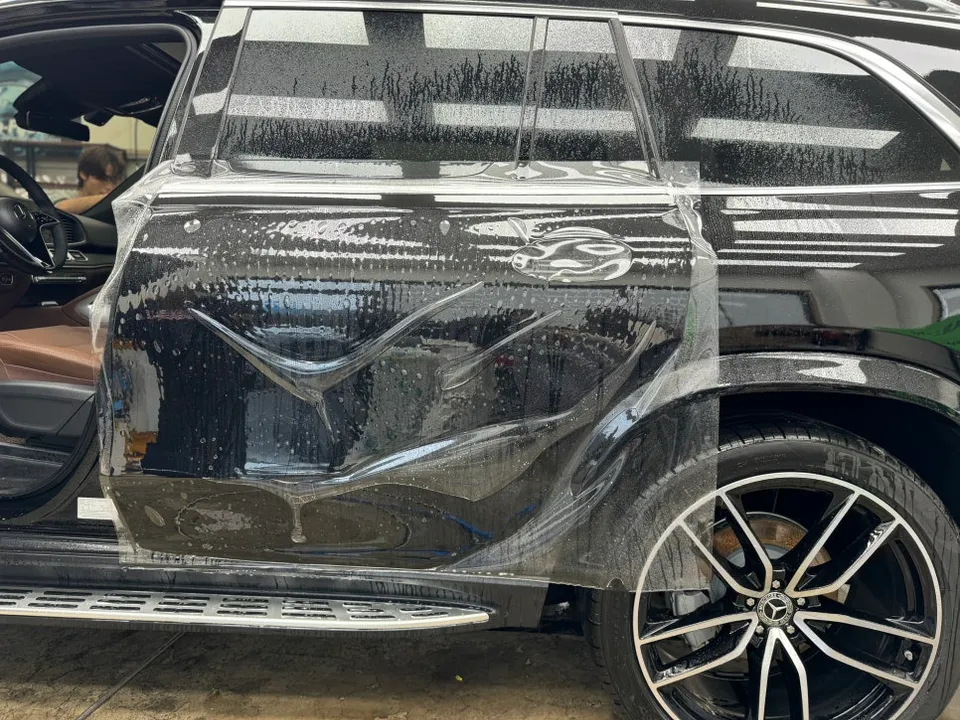 Mercedes-Benz GLS 580 ドアPPF施工事例｜費用目安・仕上がり 施工写真 2-2