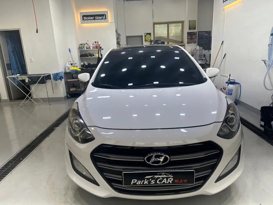 Hyundai i30 dash cam installation result