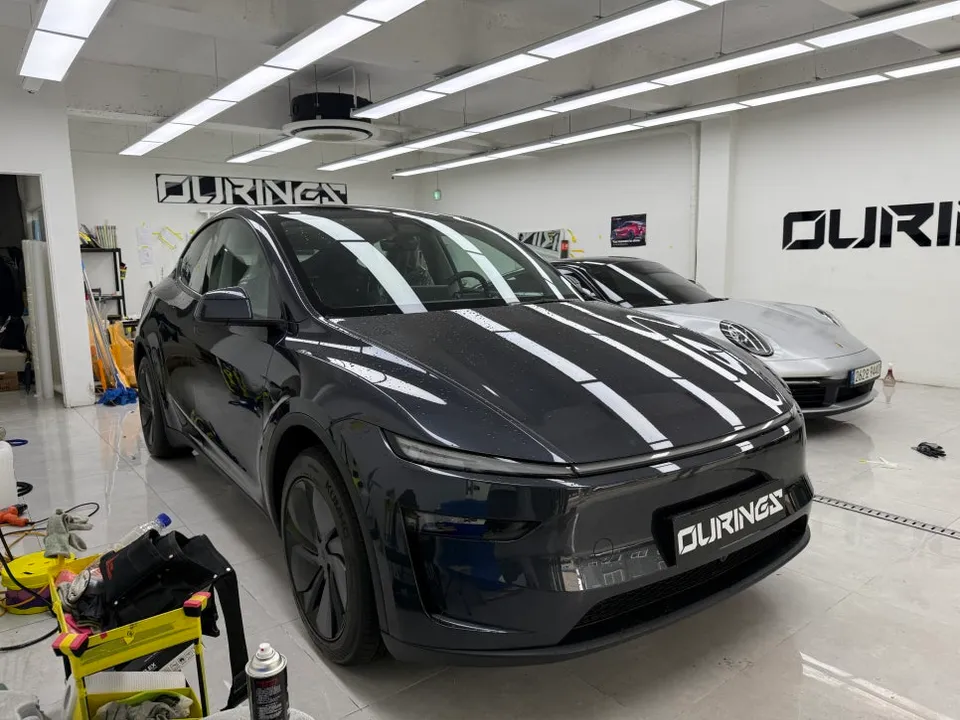 Tesla Model YのPPF施工事例｜費用目安・仕上がり 施工写真 1-1