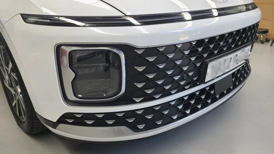 Hyundai Sonata DN8 body kit - Hyundai Sonata DN8 Black Grille Upgrade Review photo 3
