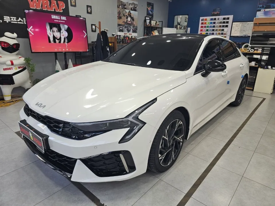 Kia K5 DL3のカーラッピング事例｜費用目安・仕上がり 施工写真 2-1
