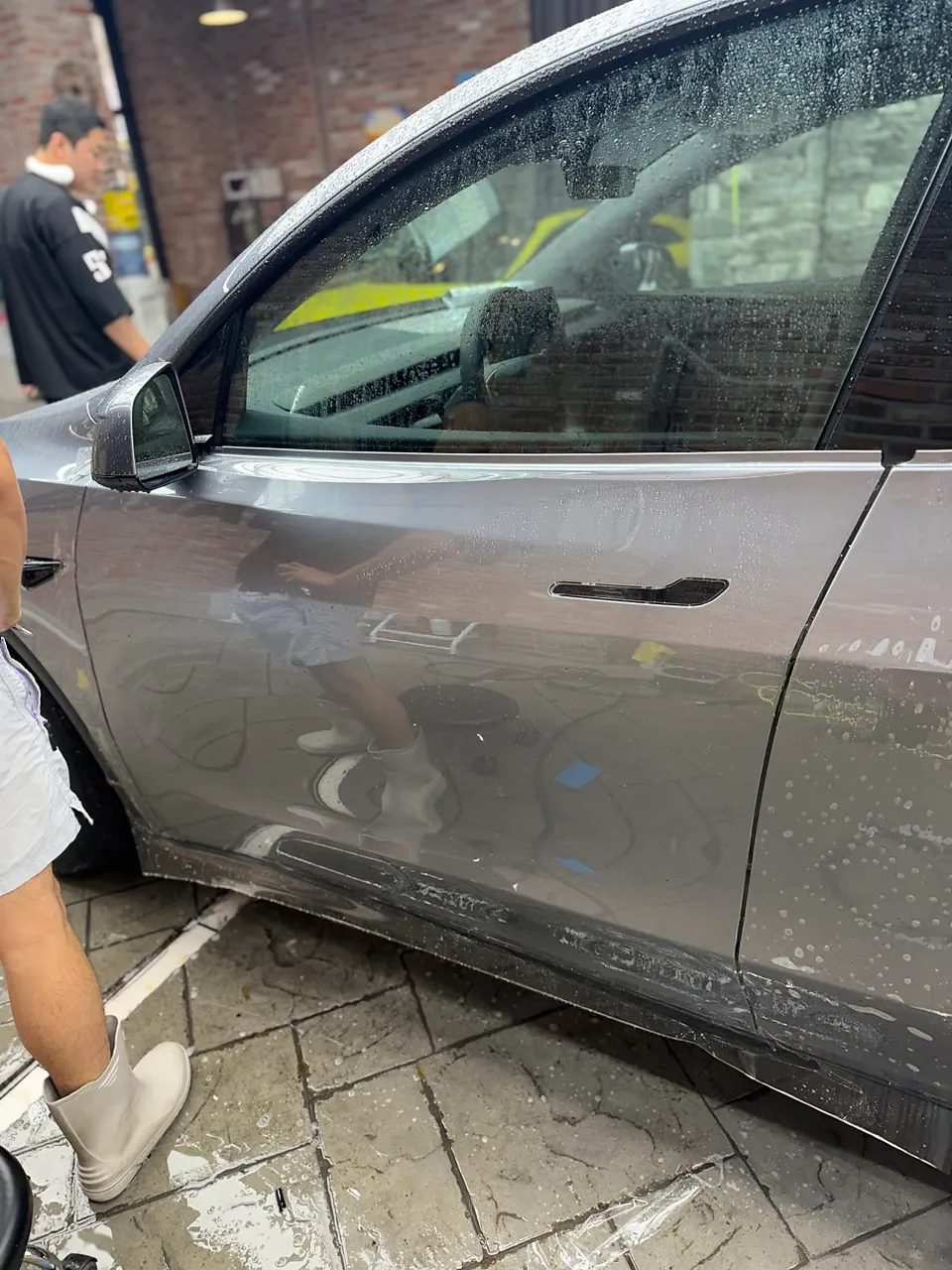 Tesla Model Y PPF施工:韓国の実施工事例 施工写真 3-1
