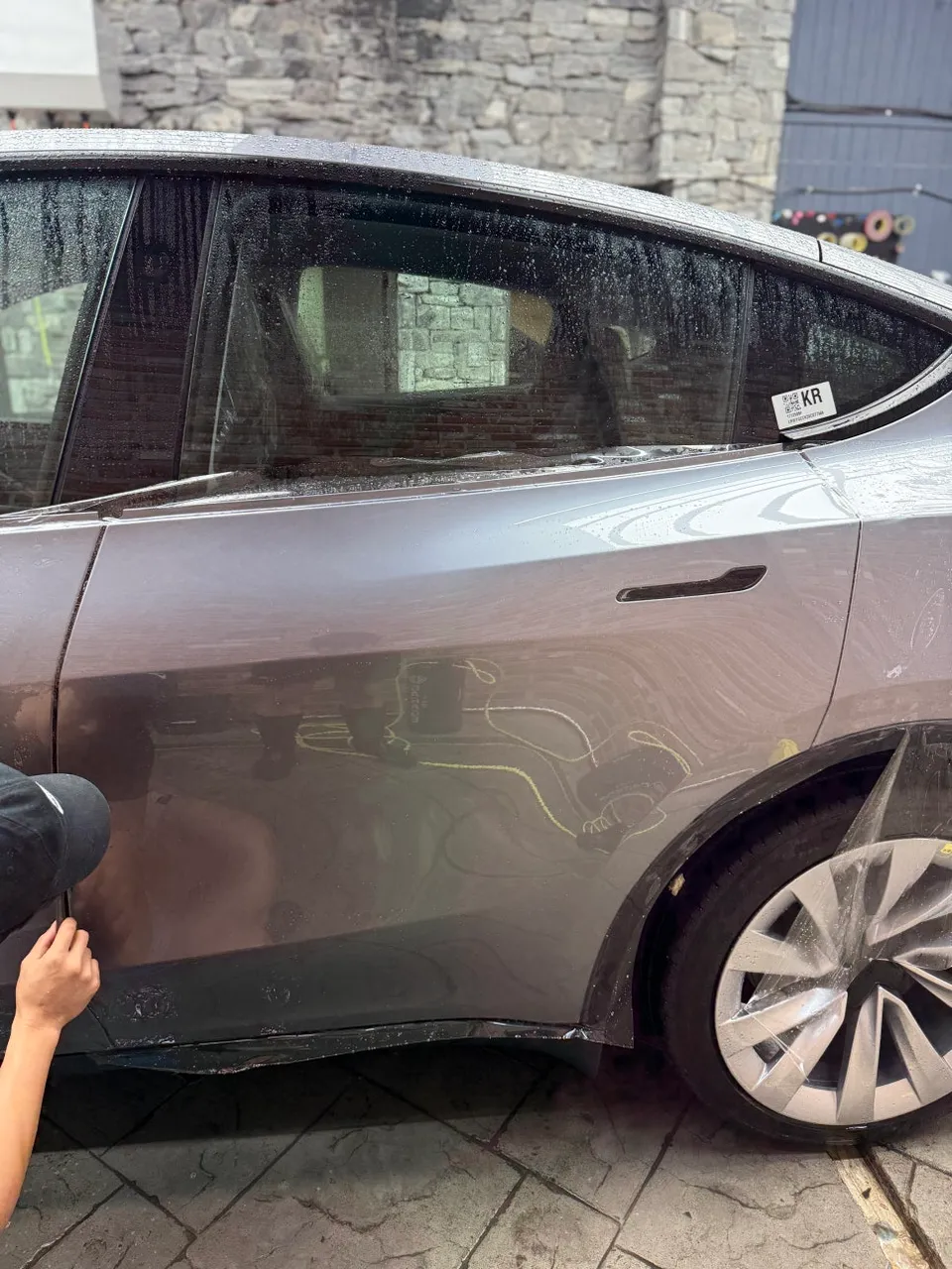 Tesla Model Y PPF施工:韓国の実施工事例 施工写真 4-1