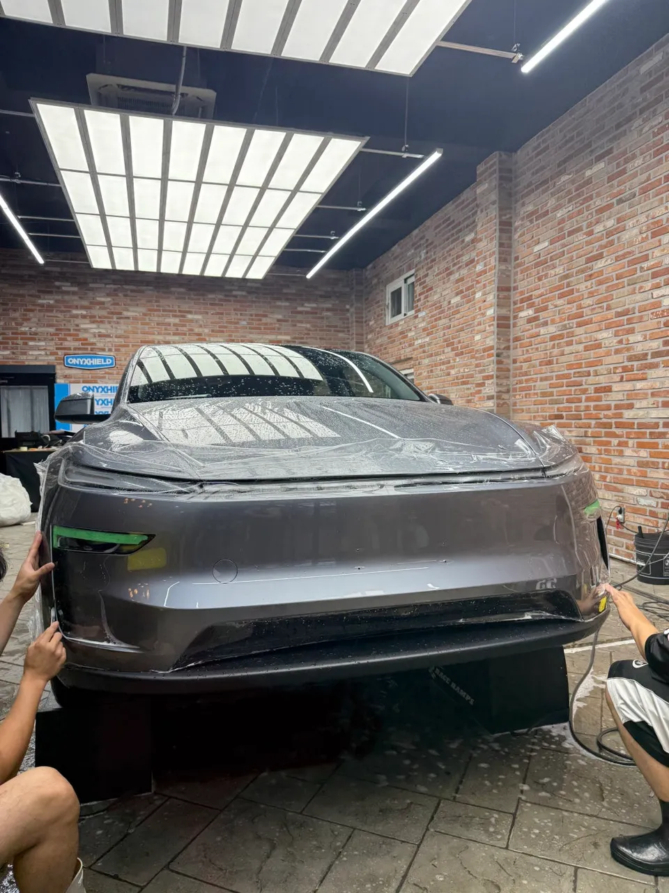 Tesla Model Y PPF施工:韓国の実施工事例 施工写真 3-2