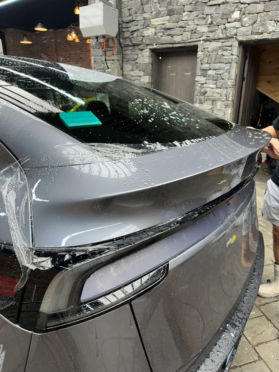 Tesla Model Y PPF施工:韓国の実施工事例 施工写真 1-3