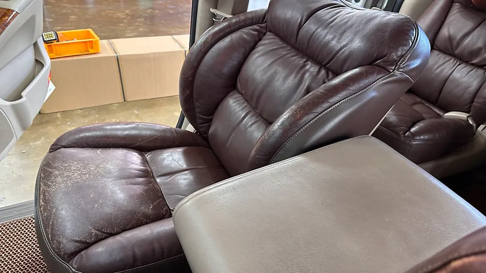 Kia Carnival interior customization installation result
