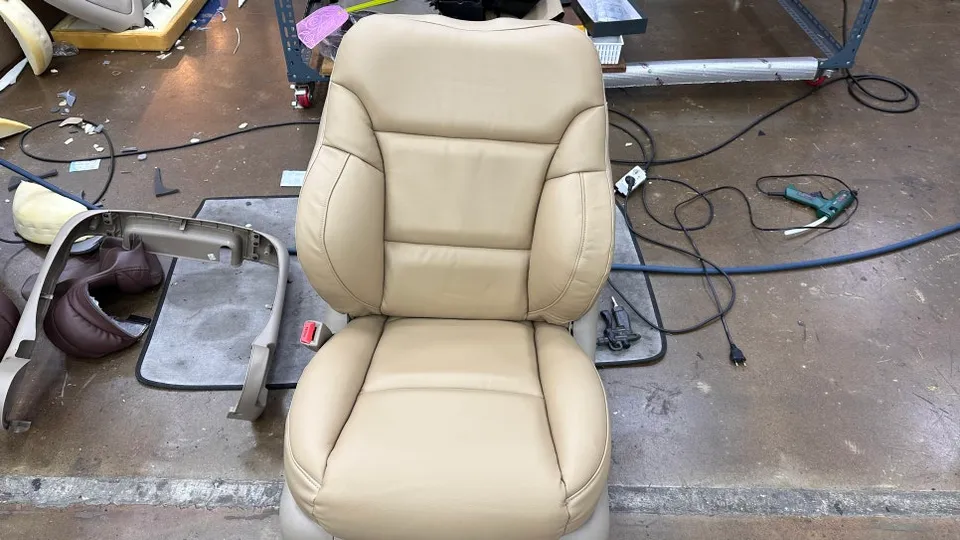 Kia Carnival Interior Customization Review — Upgrade Your Seats photo 10