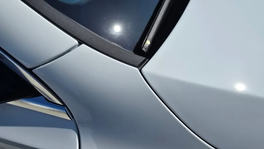 Mercedes-Benz EクラスのPPF施工事例：費用目安と仕上がり 施工写真 3-2