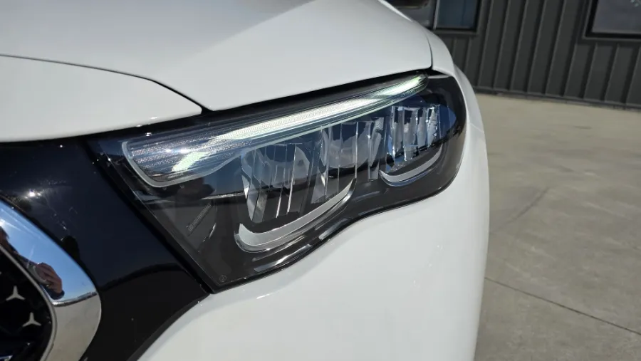 Mercedes-Benz EクラスのPPF施工事例：費用目安と仕上がり 施工写真 1-3