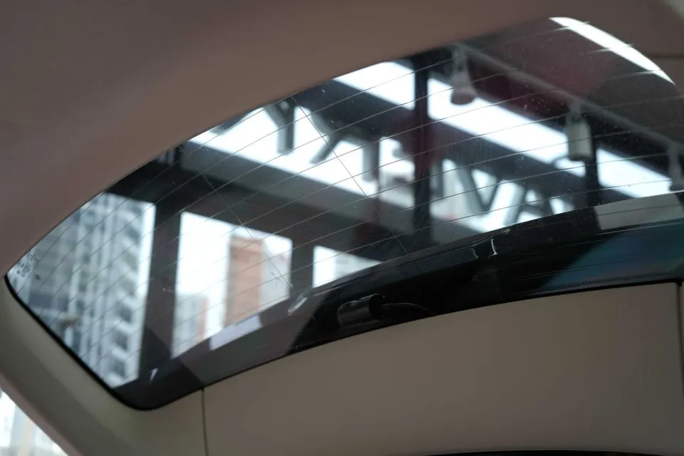 BMW X3 window tinting - BMW X3 Window Tinting Review: Perfect Re-application photo 4