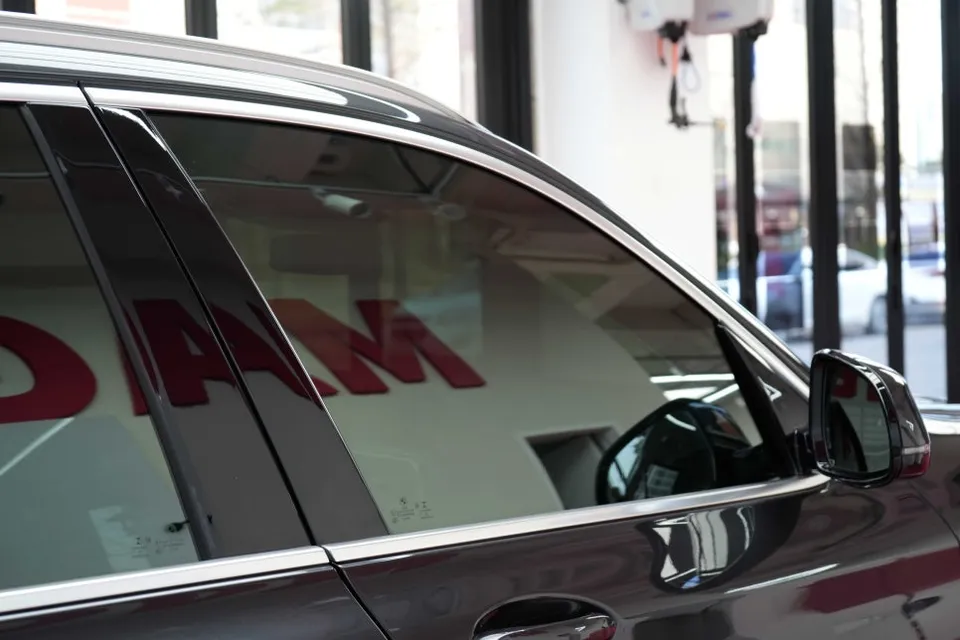 BMW X3 window tinting - BMW X3 Window Tinting Review: Perfect Re-application photo 8