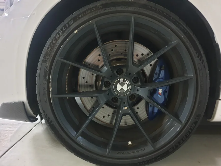 BMW M2 F87 wheel repair - BMW M2 Wheel Repair & Refinishing Review photo 5
