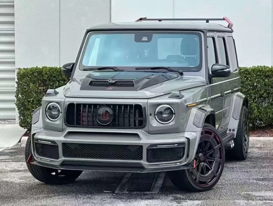 Mercedes-Benz G-Wagon body kit - Mercedes-Benz G-Wagon Body Kit Installation Review photo 3
